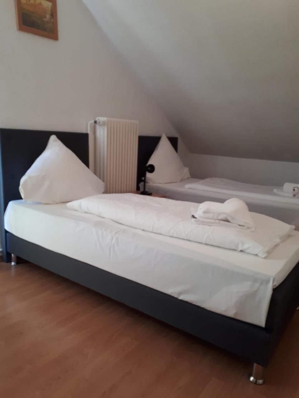Hotel Taverne Inos 2*